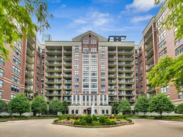 55 W Delaware Pl APT 620, Chicago, IL 60610