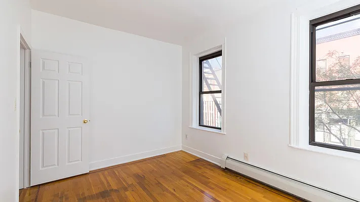 Rented by Nooklyn NYC LLC | media 16