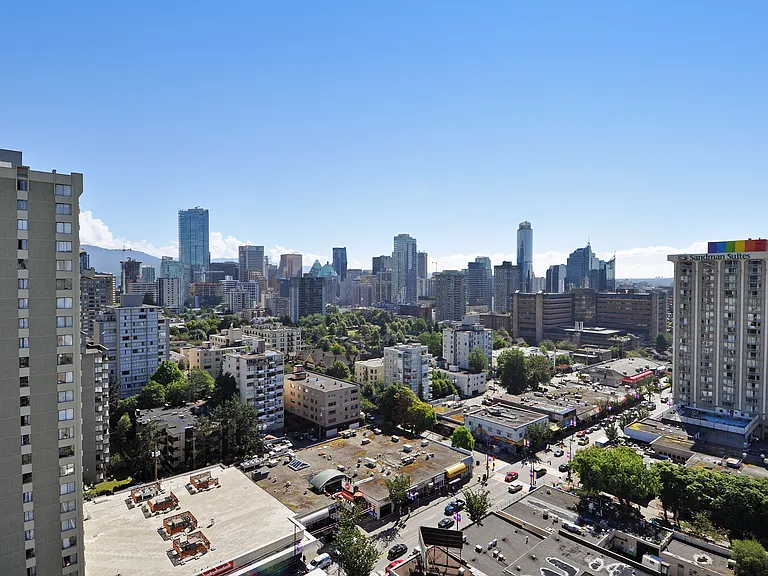1265 Burnaby St — Photo 16