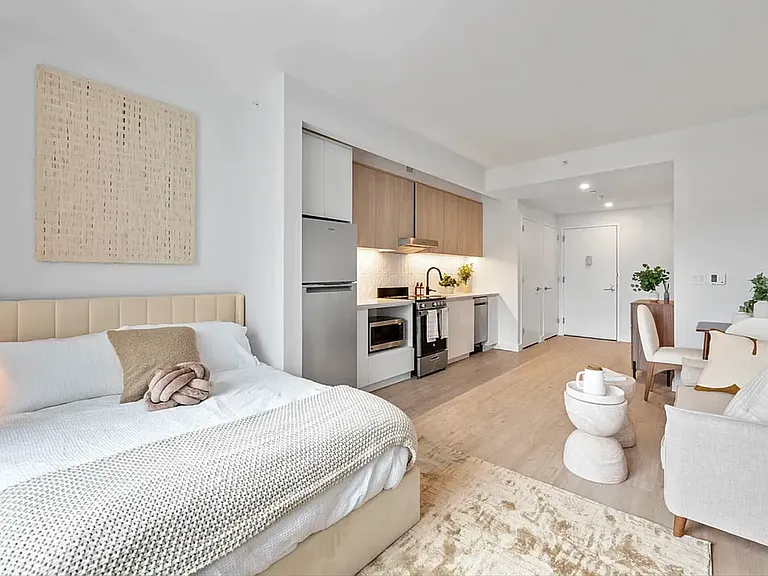 827 Sterling Pl #2K — Photo 2