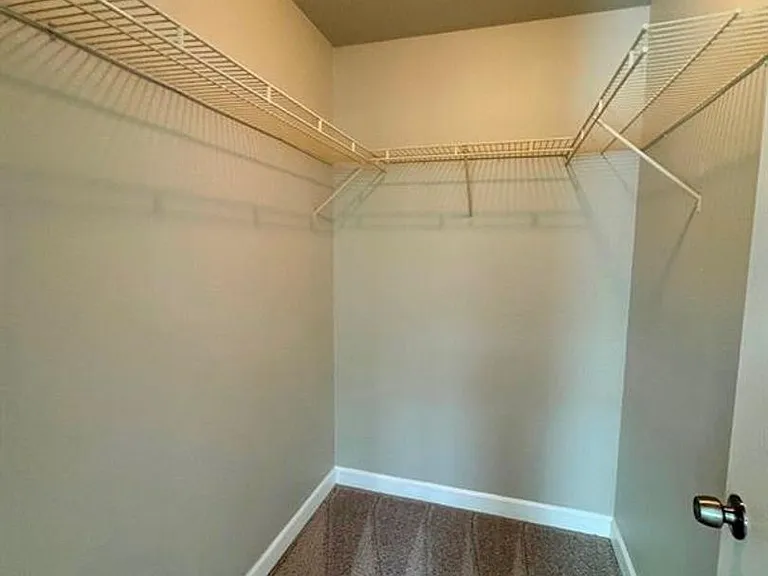 600 Seminole Rd — Photo 33