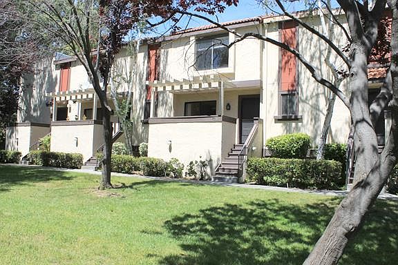1st image of 7212 Clarendon St