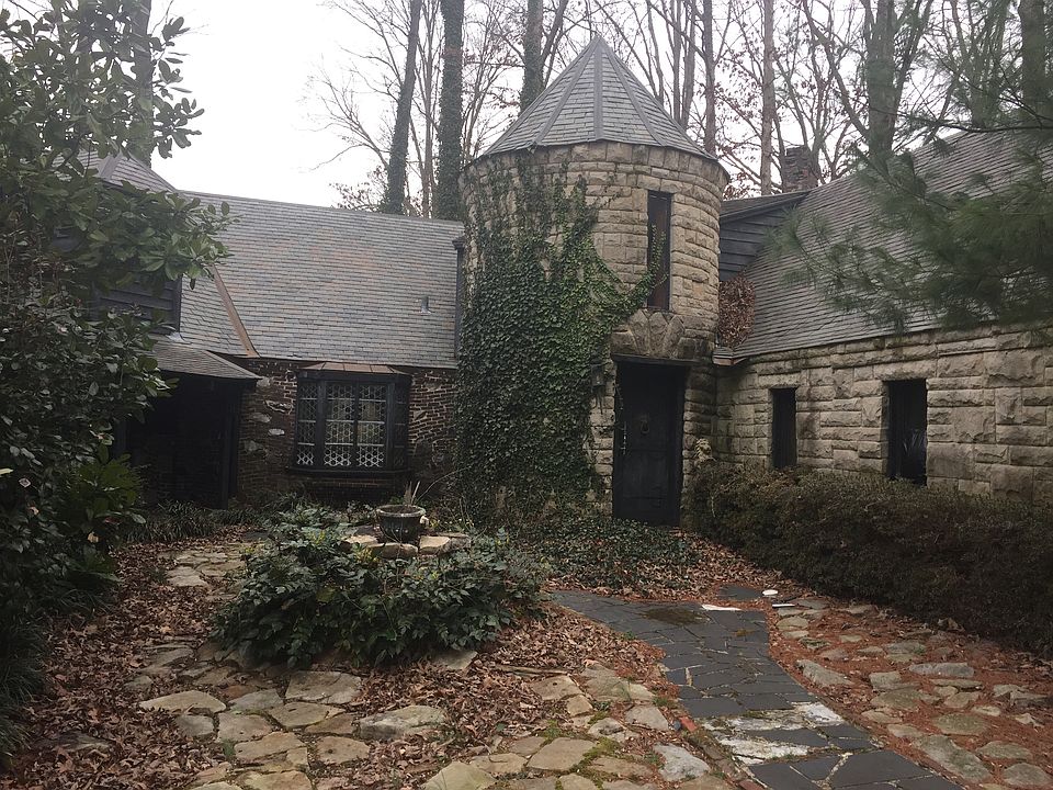 1st image of 8444 Westland Drive