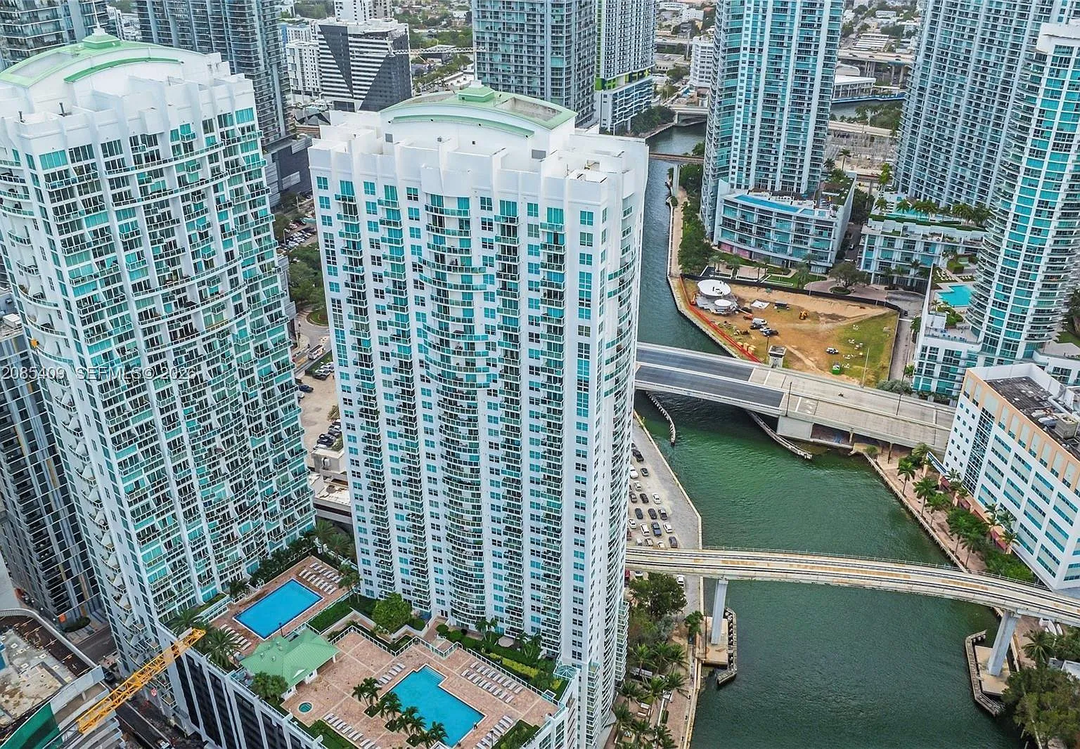 Brickell On The River N T — Photo 1