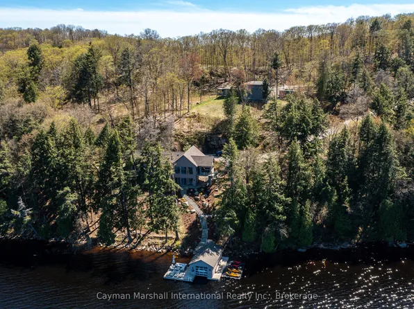 124 Claren Cres, Huntsville, ON P1H 0C3