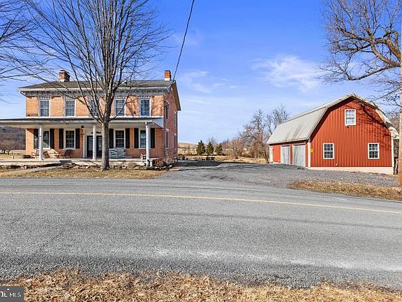 5th image of 545 Hilltown Rd