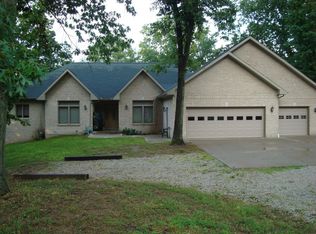 1919 Hidden Valley Rd, Howell, MI 48843