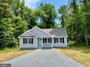 162 Meadow View Ln, Colonial Beach, VA 22443