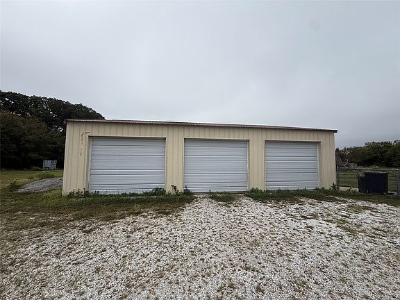 4th image of 422586 E 1150th Rd