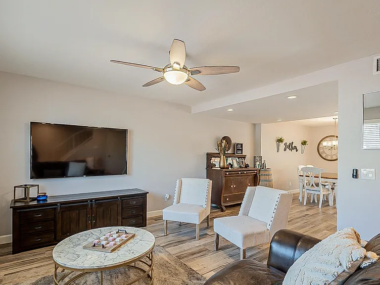 7639 E Montecito Ave — Photo 2