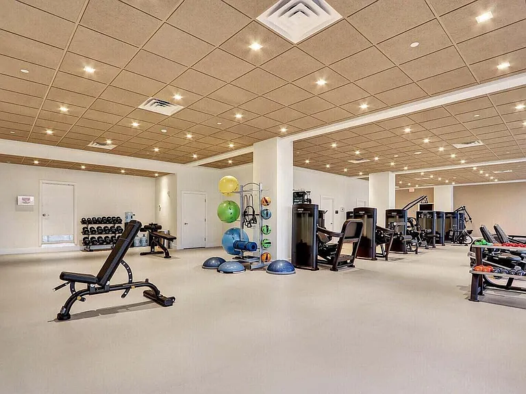 100 Lakeshore Dr #957 — Photo 32