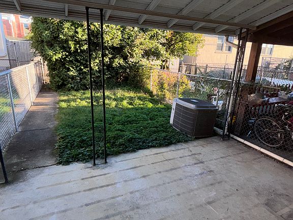 4th image of 349 Chestnut St