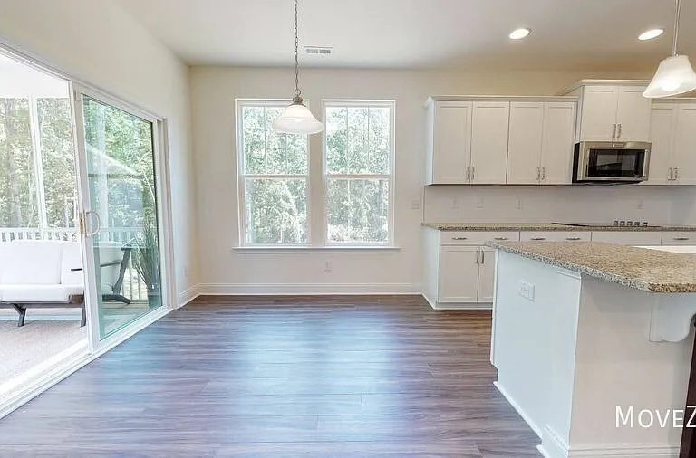 495 Village Bend Dr — Photo 15