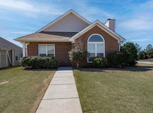 1000 Village Trl, Calera, AL 35040