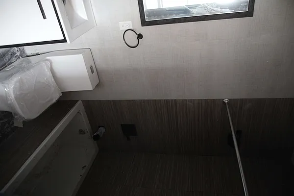 Rented by Lofts and Flats LLC | media 18