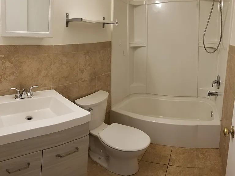 389 Main St #3 — Photo 8