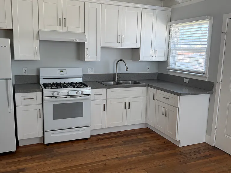 313 Eucalyptus St #313 — Photo 1