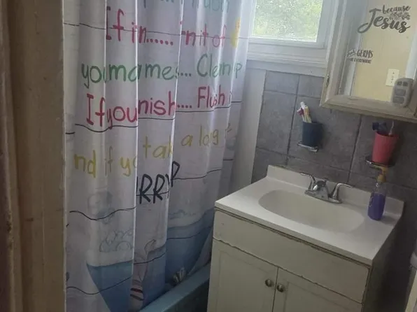 25 Morton Place image 3 of 10