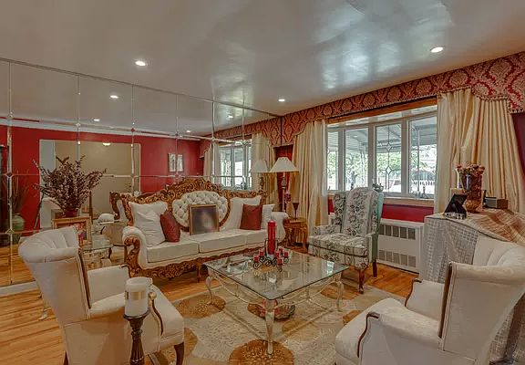 3rd image of 5518 Avenue H