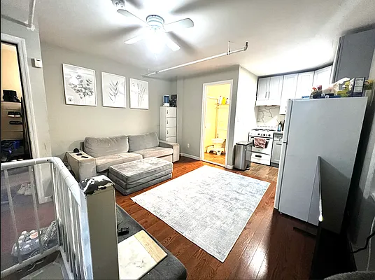 Rented by Owner | media 8