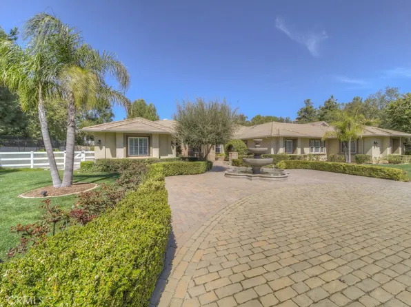 30370 Via El Delora, Temecula, CA 92592