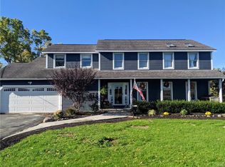 7417 Kingdom Rd, Baldwinsville, NY 13027