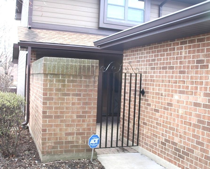1st image of 15 Indian Trail Dr #15