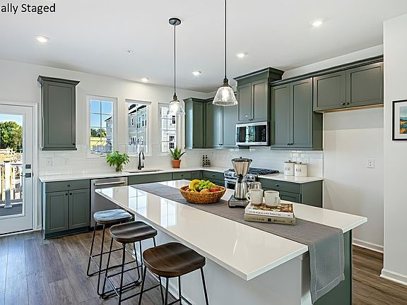 4th image of 385 Hockberry Avenue Lot #1603