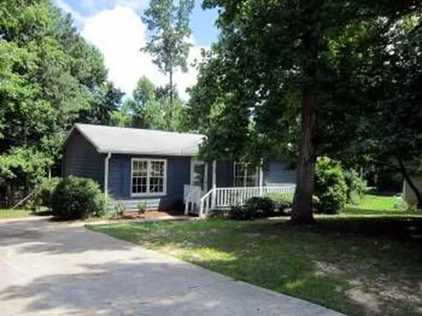 60 Knob Ave, Carrollton, GA 30116