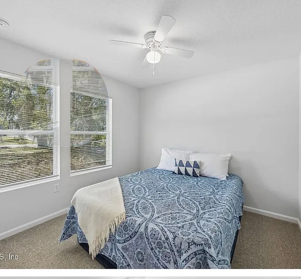4 bed, 1388 sqft, $2,200 — Photo 1