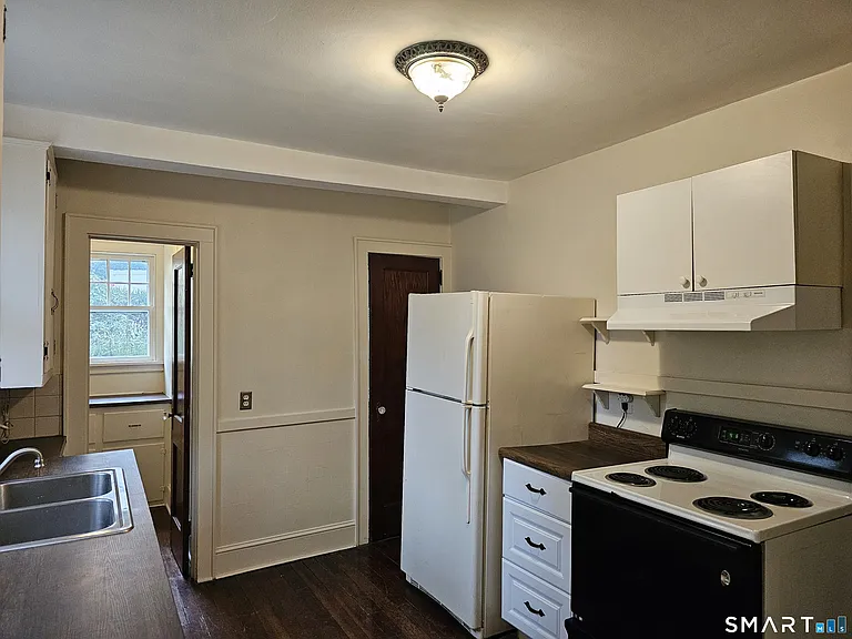 17 Pleasant St — Photo 6