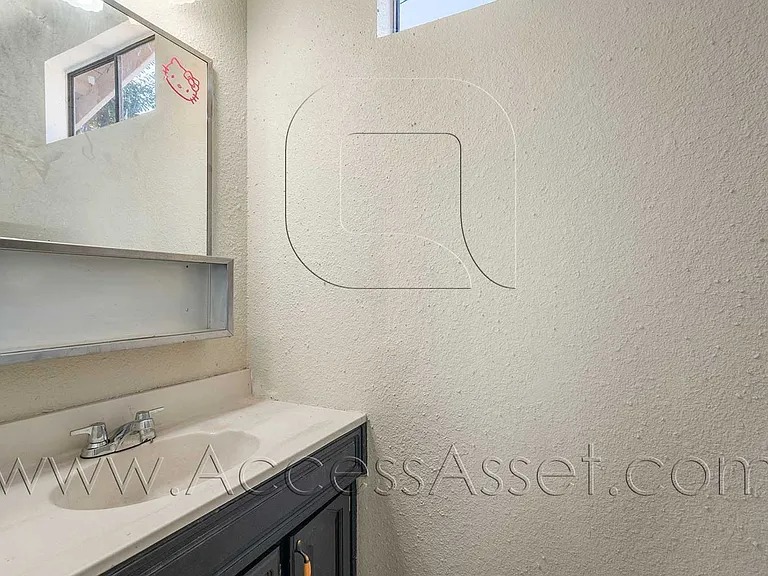 33220 Schaper St — Photo 15