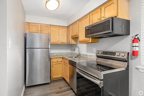 Livingstone Apartment Homes Photo 1