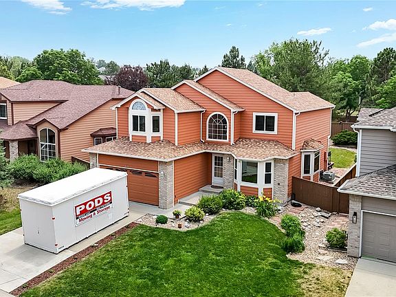 2nd image of 820 Redwood Court