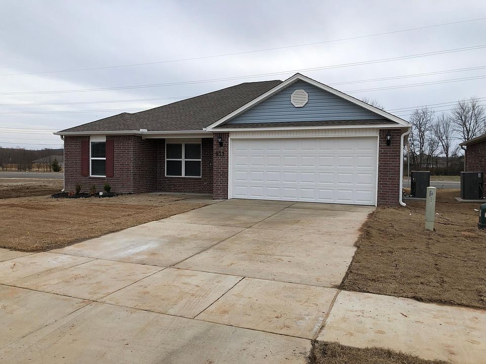 1st image of 933 E Egret Rd