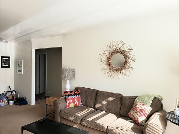 2nd image of 1960 Clay St APT 203