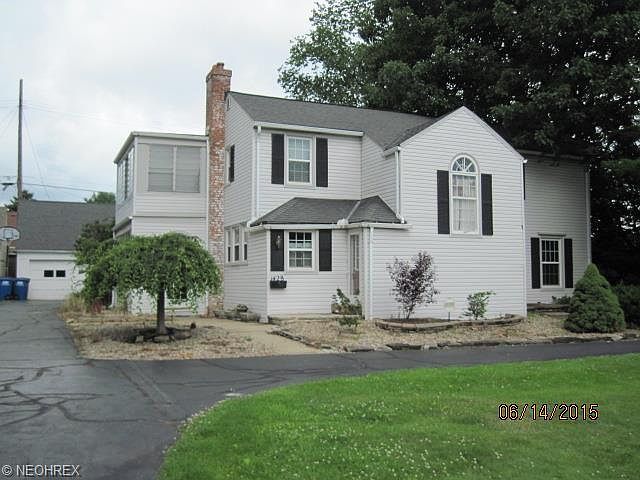 1st image of 1428 Parkwood Rd