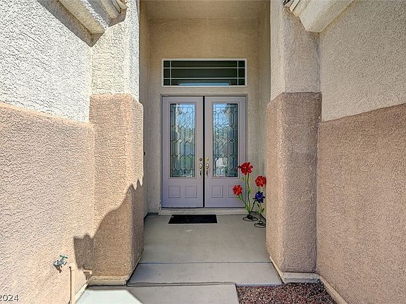 3rd image of 3116 Tanagrine Dr