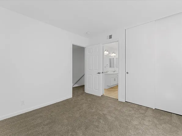 24631 Paige Cir, Laguna Hills, CA 92653