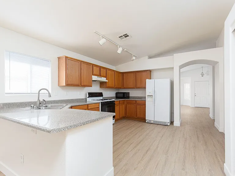 5962 Turtle River Ave — Photo 10