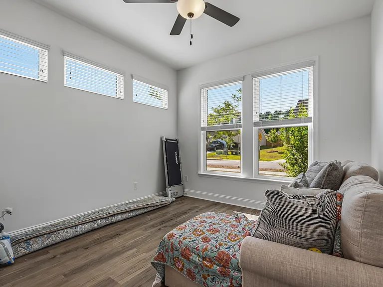 3836 Ardmore Ln — Photo 15