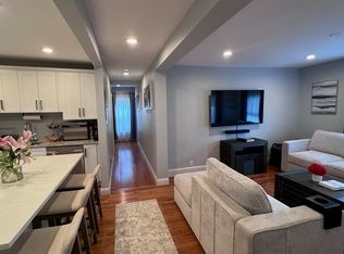 31 Pierce St FLOOR 2, Malden, MA 02148