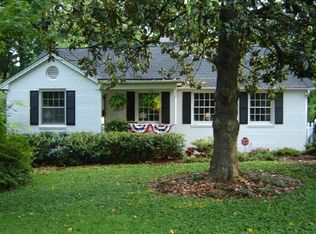 1820 Independence Rd, Greensboro, NC 27408