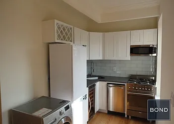 Rented by Bond New York