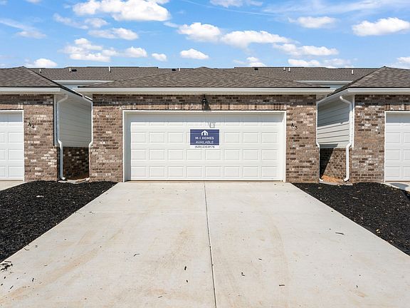 3rd image of 2900 Suzanne Landon Dr #G6
