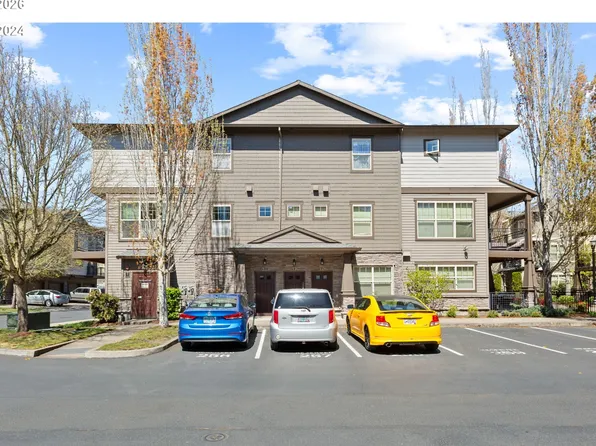 600 NE Newstead Ln, Hillsboro, OR 97006