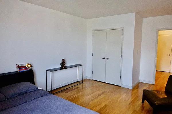 Rented by Modern Spaces | media 17