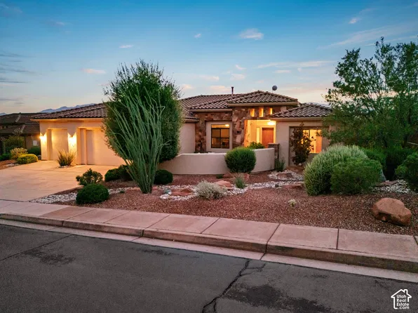 327 N 390 E, Ivins, UT 84738
