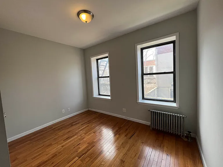 3706 69th St #2H — Photo 2