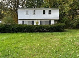 8670 Stearns Rd, Olmsted Township, OH 44138